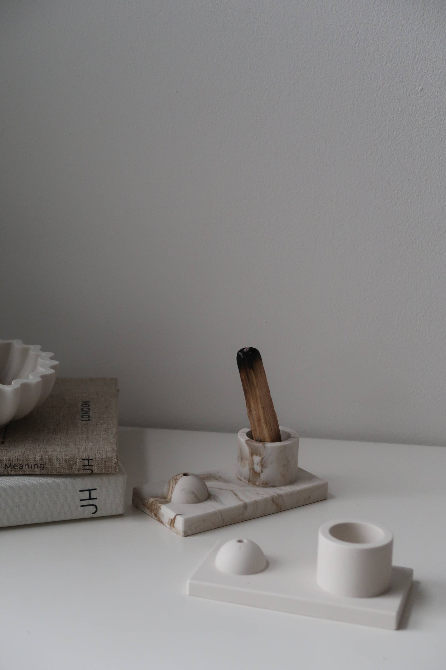 Jesmonite Incense Holder :: incense sticks & palo santo :: handmade in the UK