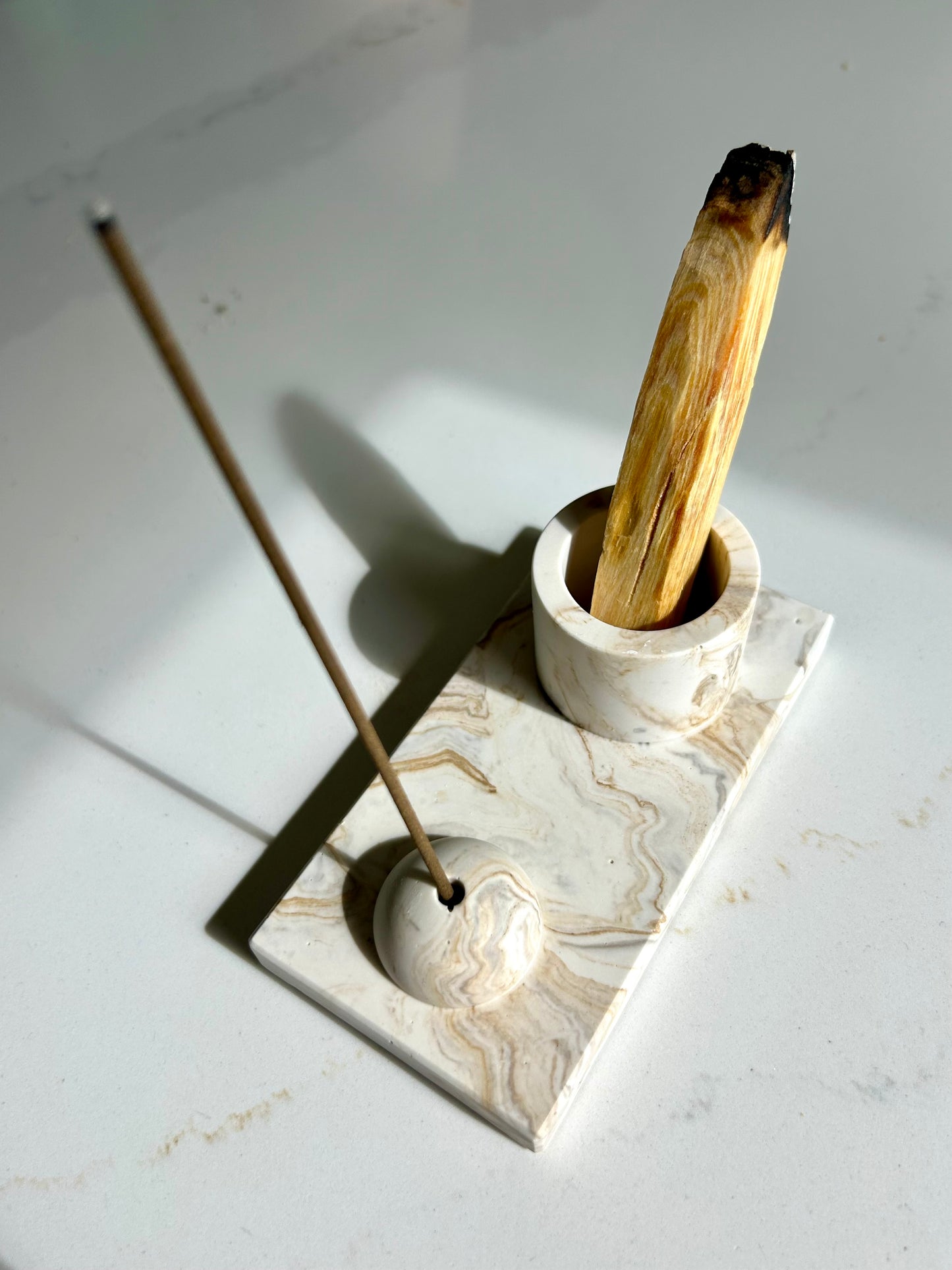 Jesmonite Incense Holder :: incense sticks & palo santo :: handmade in the UK